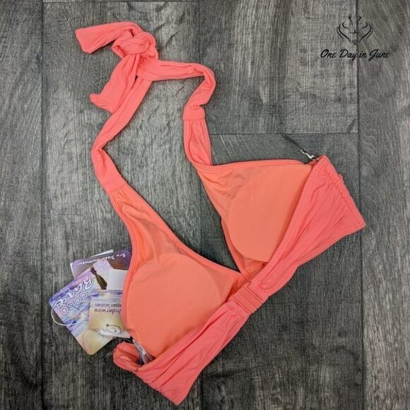 Coco Reef Hook Back Closure Halter Bikini Top Size M - Picture 4 of 4